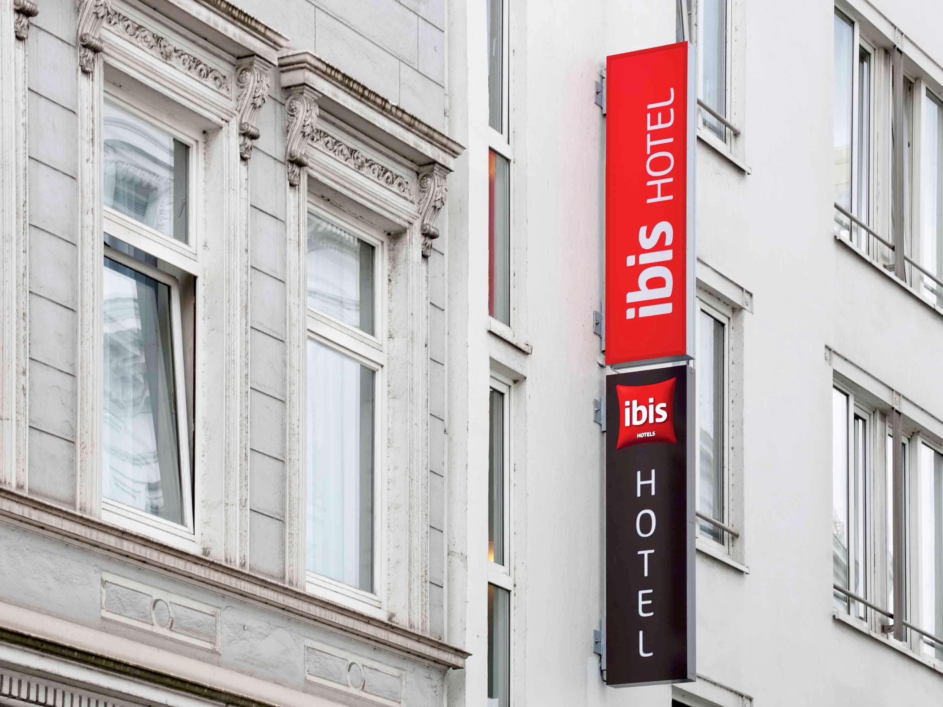 Ibis Hotel Hamburg Alster Centrum Exterior photo
